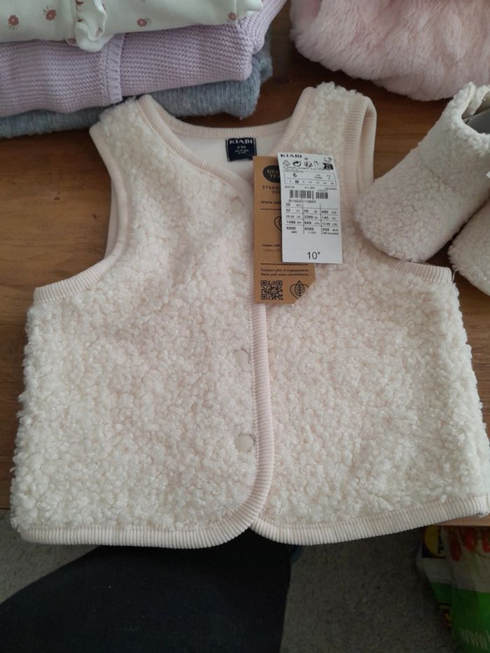 Ensemble gilet chaussures bébé 6ois - photo numéro 2