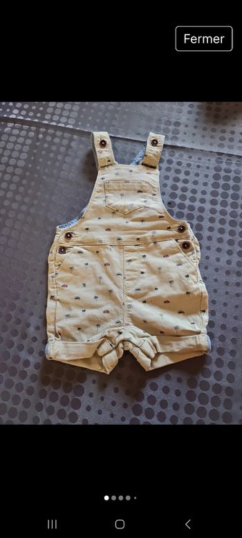 Salopette courte taille 12 mois