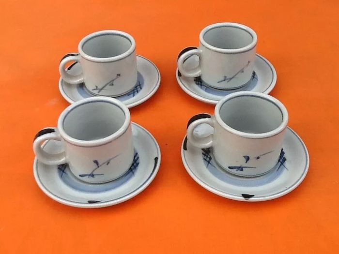 4 Tasses / Soucoupes à café Céramique vernissée - photo numéro 5