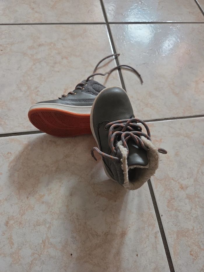 Chaussures fourees 22 - photo numéro 2