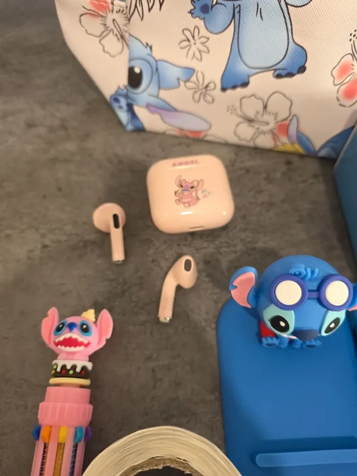 [NEUF] Lot d'accessoires Stitch - photo numéro 8