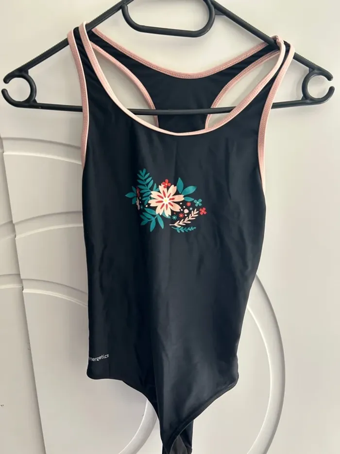 Maillot de bain taille 10 ans