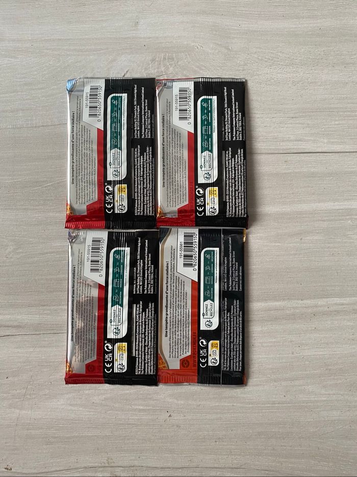 Pokémon booster EV08 Etincelles Deferlantes - photo numéro 2