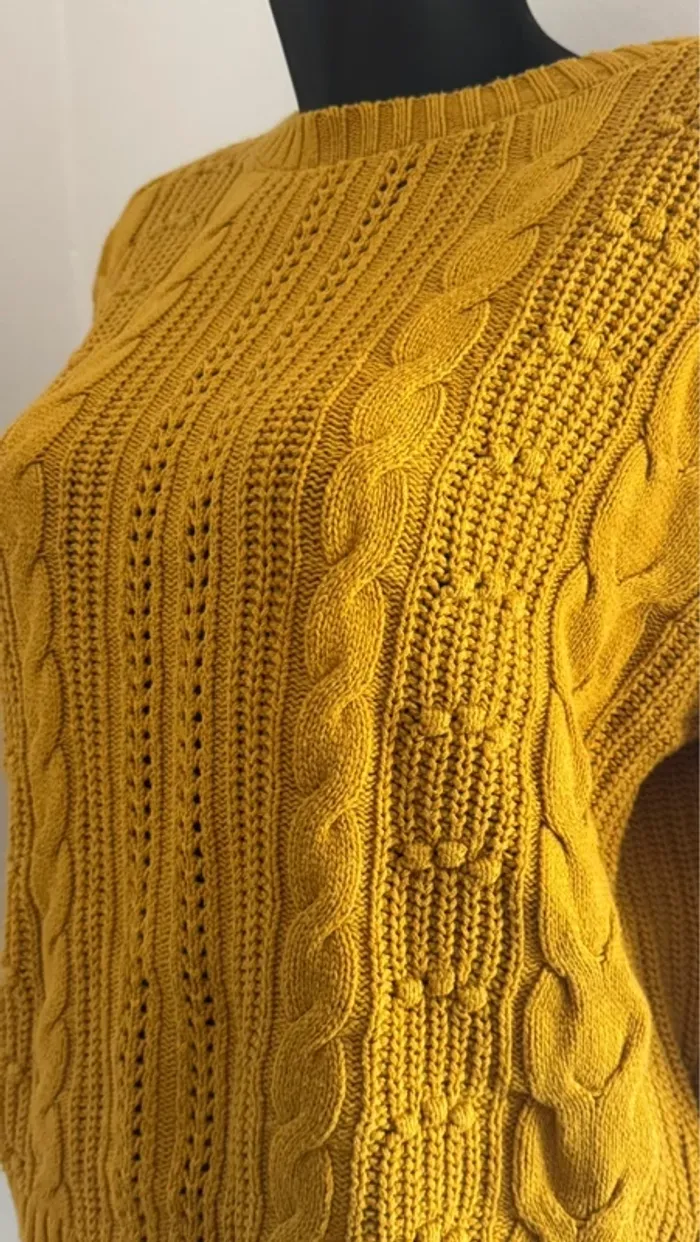 Joli pull torsadé - photo numéro 2