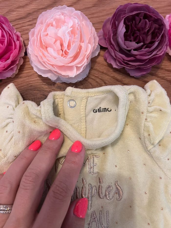 Body 1 mois - photo numéro 2