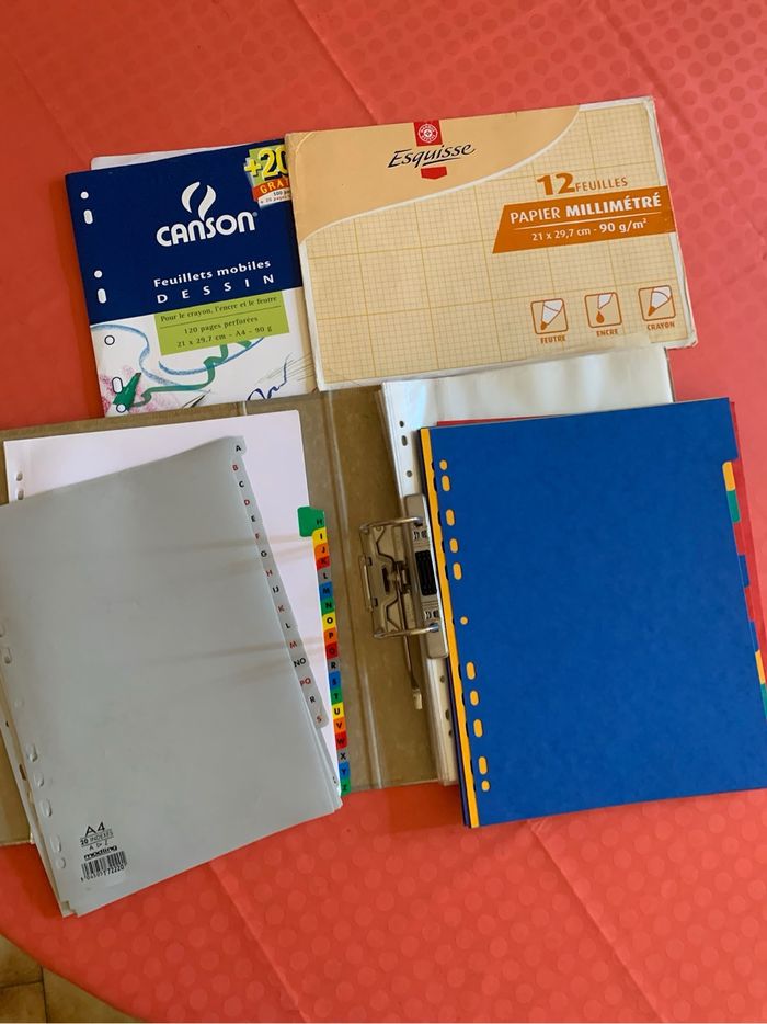 Lot intercalaires pochettes plastiques