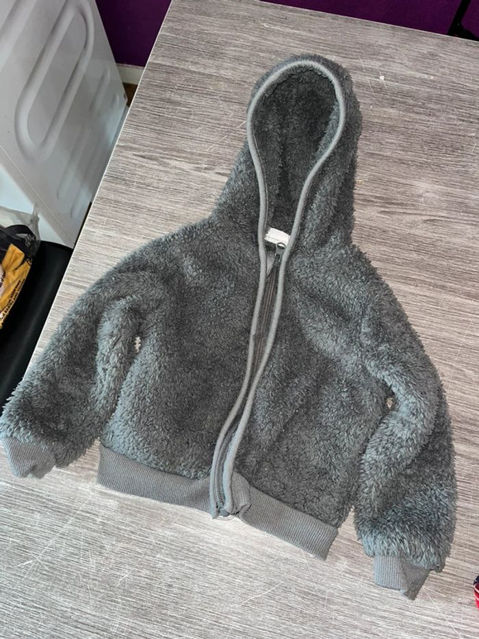 Gilet doux gris pailleté