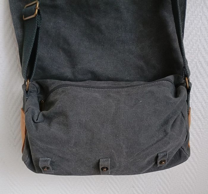 Sac à main à bandoulière - photo numéro 4