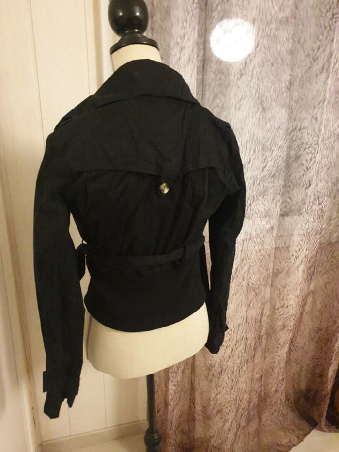 Veste courte noir à boutons - photo numéro 5