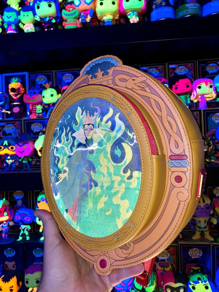 Loungefly Disney Villains Cinderella Evil Queen Mirror Mirror Lenticular - photo numéro 2