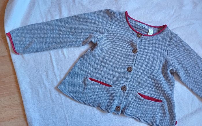 Lot de 2 gilets Taille 24 mois - photo numéro 7