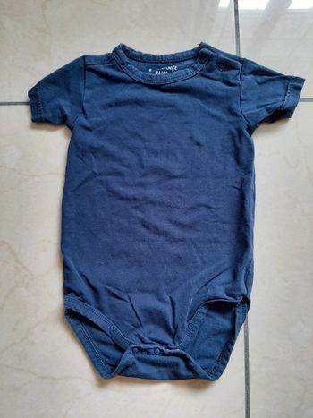 Body manches courtes 12 mois