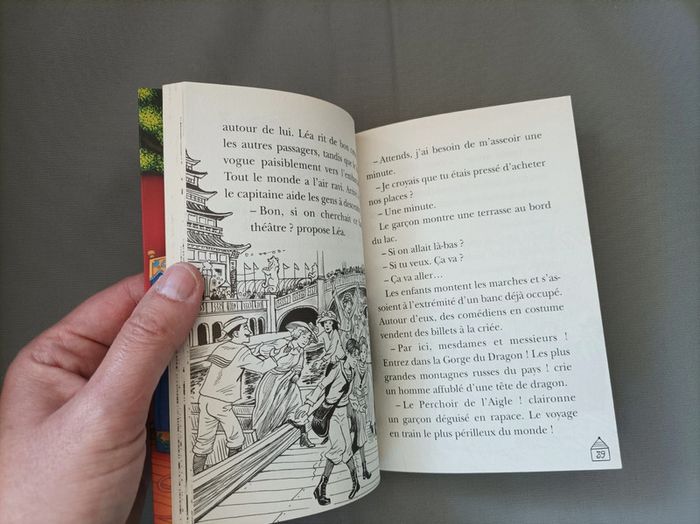 Livre "la Cabane magique" tome 45 neuf - photo numéro 5