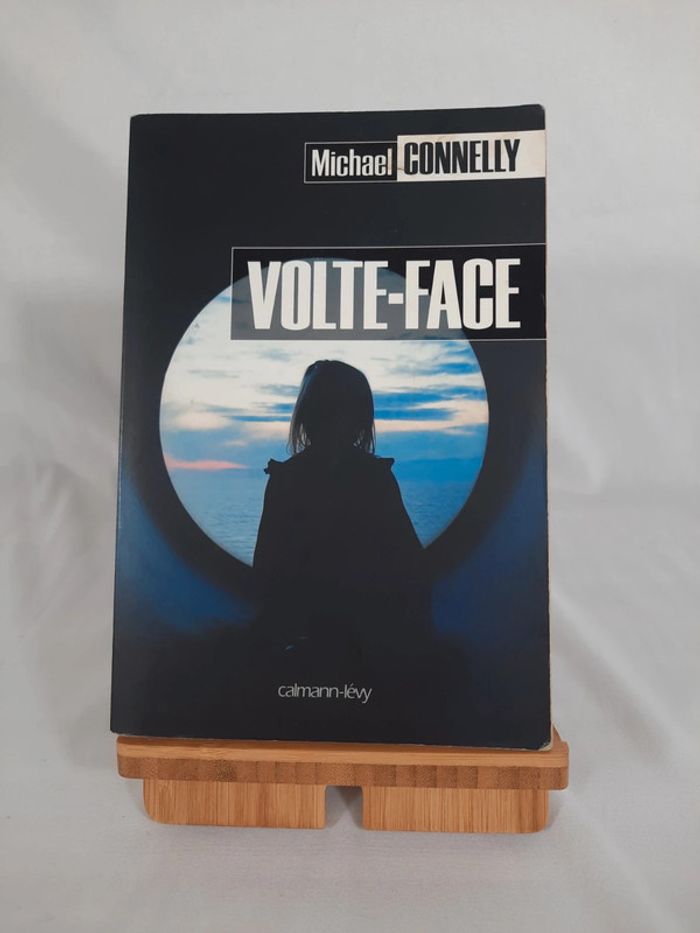 Michael Connelly, Volte-face, C8