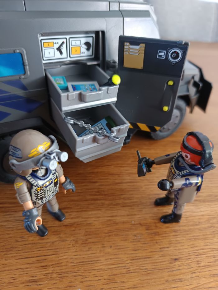 Véhicule d'intervention forces spéciales Playmobil - photo numéro 5