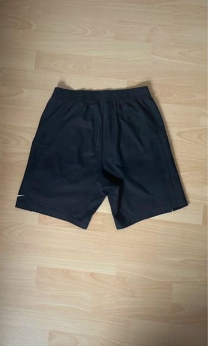Short de sport Nike noir - photo numéro 4