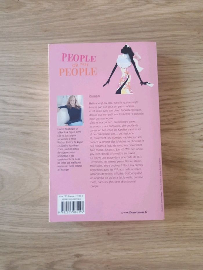 People or not People de Lauren Weisberger - photo numéro 2