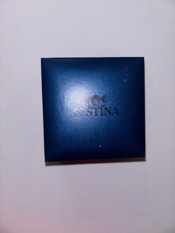 Montre Festina Classics bracelet cuir marine - photo numéro 2