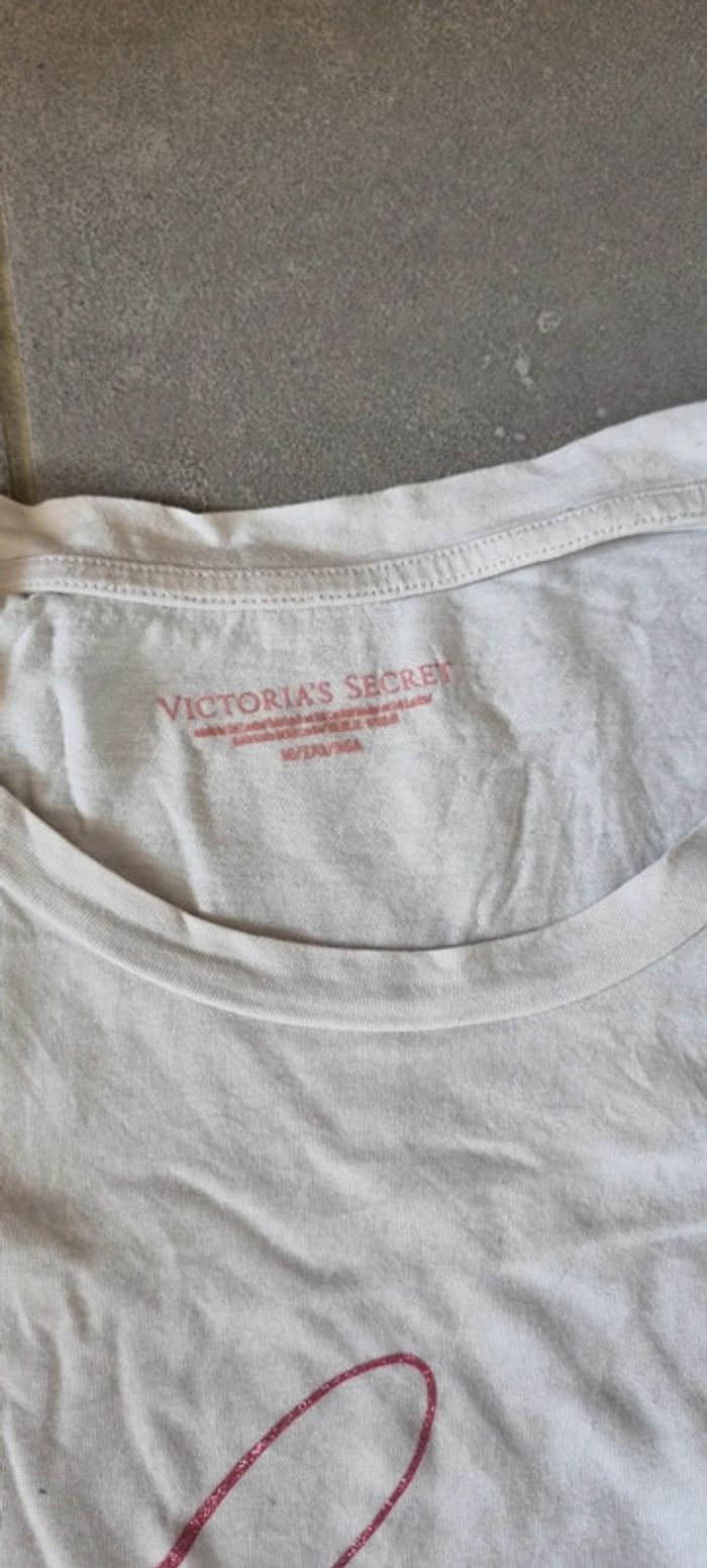 T shirt Victoria Secret - photo numéro 2