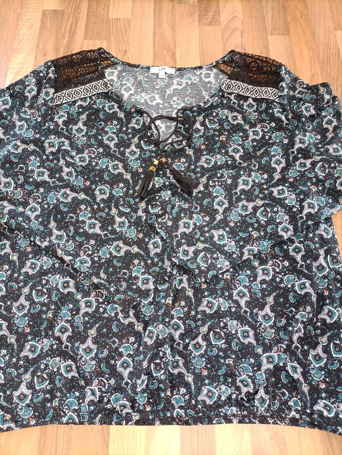 Jolie blouse noires vert taille élastiquée XL La Halle - photo numéro 3