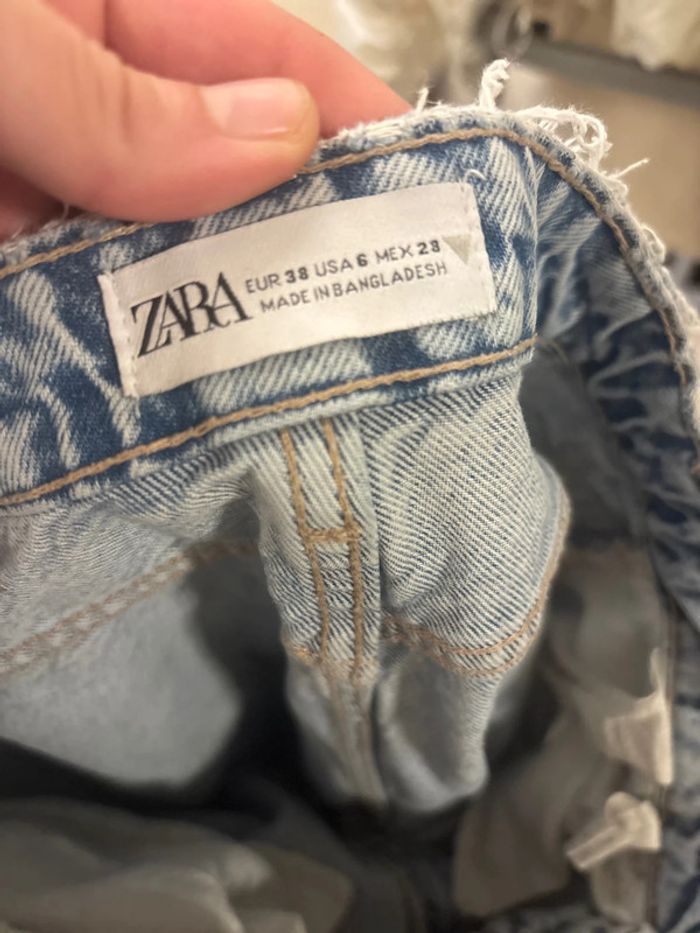 Jeans. Zara slim troue - photo numéro 2