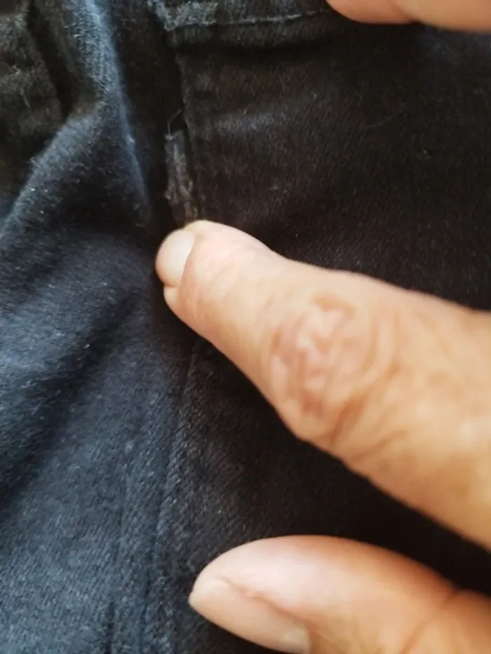 Jan levis femme 712 slim taille américaine W31(40/42  taille française ) - photo numéro 6