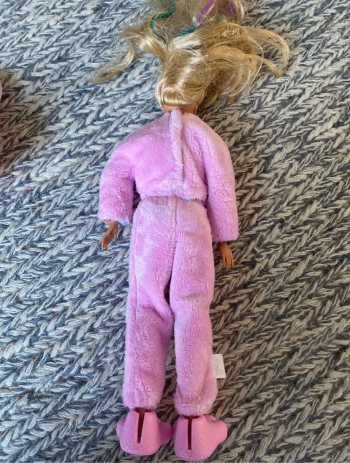 Barbie peluche - photo numéro 2