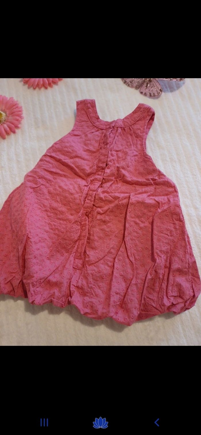 Robe bébé taille 6 mois - photo numéro 3