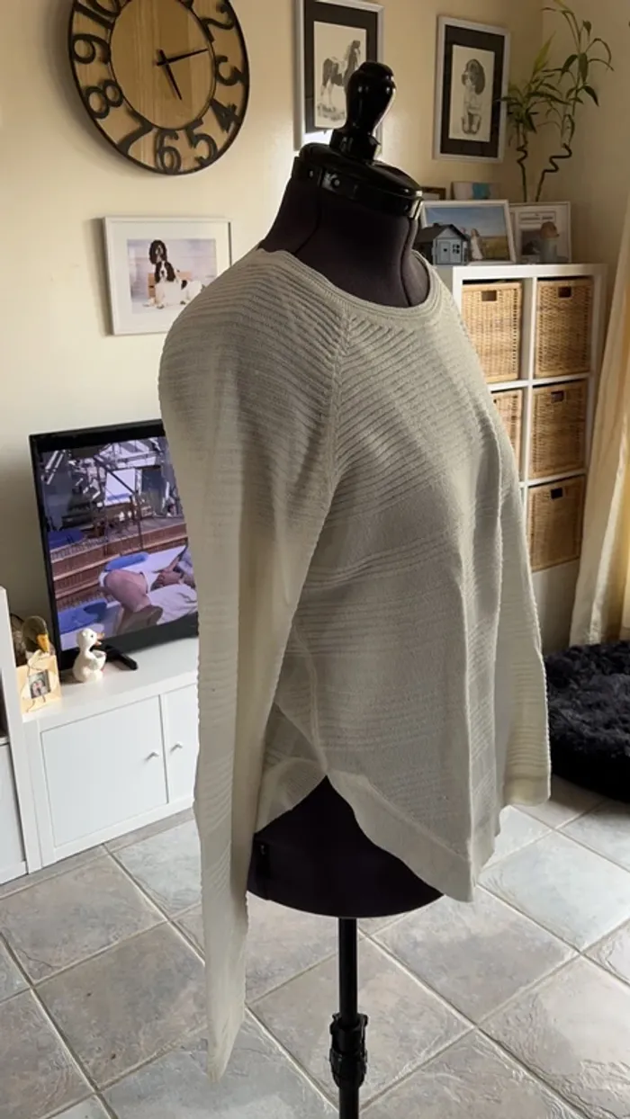 Petit pull - photo numéro 2