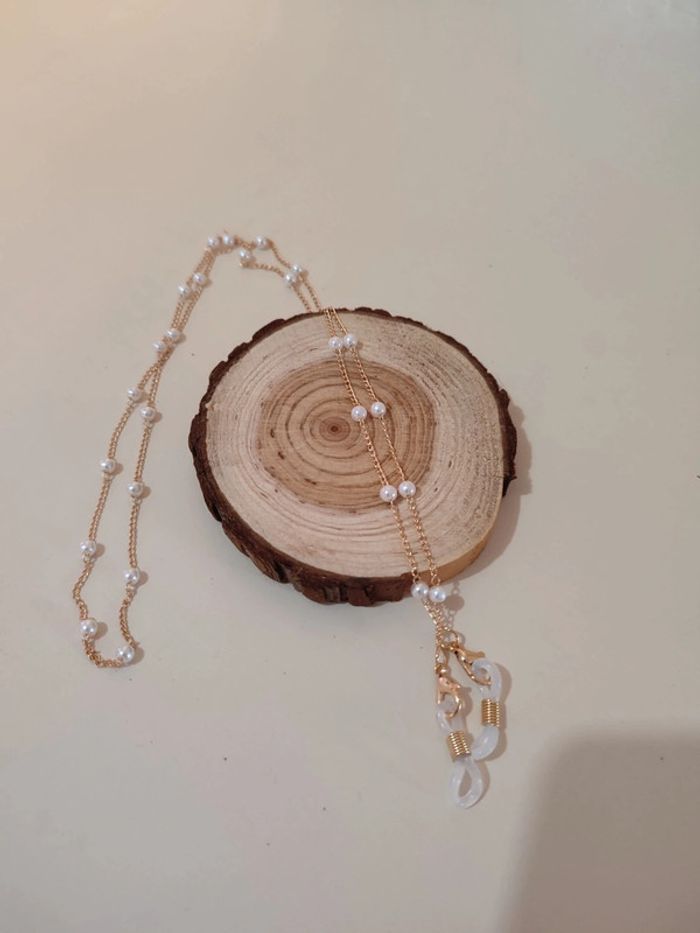 Chaîne pour paire de lunettes