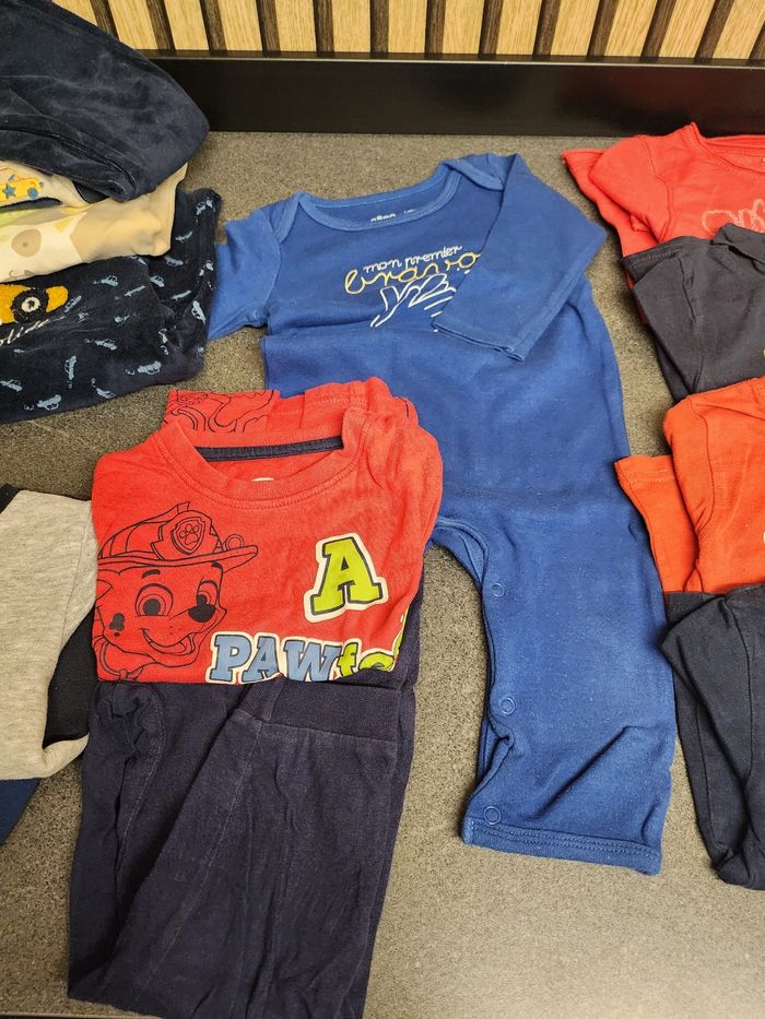 Lot de 12 mois garçon - photo numéro 3