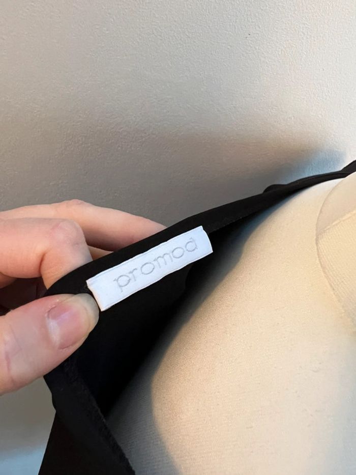 Robe de fête sequins noire - photo numéro 6