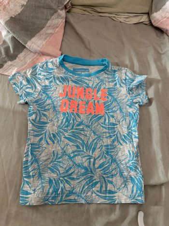 Tee shirt