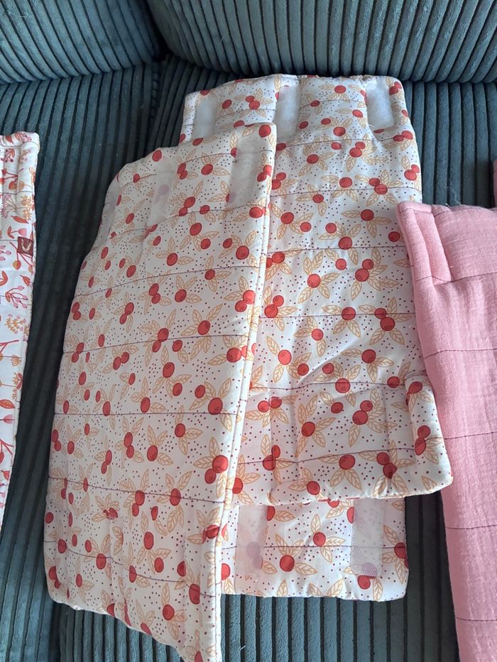 Protections de barreaux de lit - photo numéro 3