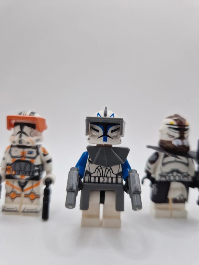 Figurines type lego Commandant clones Rex Cody et Wolffe star wars - photo numéro 2