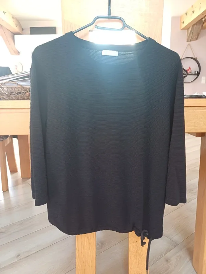 Pull manches 3/4.