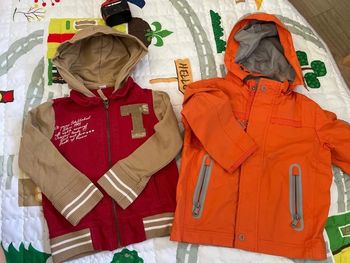 Lot de 2 Vestes 3 ans