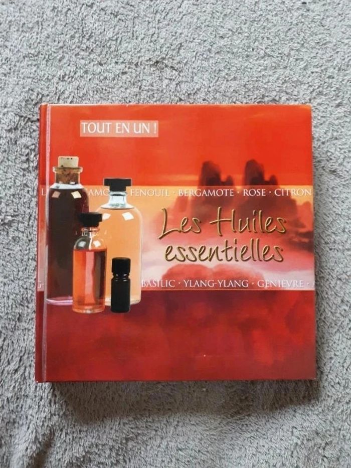 Livre Les huiles essentielles