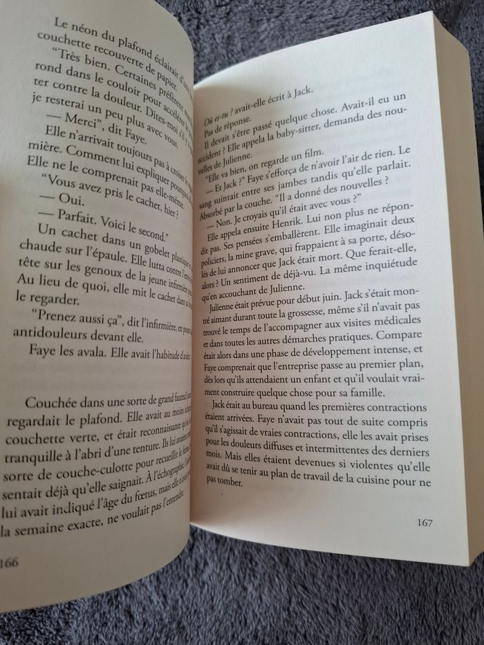Thriller de Camilla Läckberg La Cage dorée en bon état - photo numéro 3
