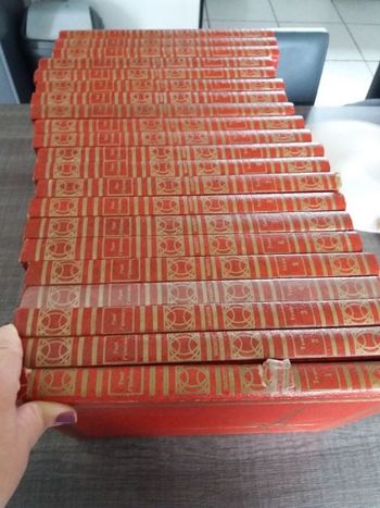 Collection livres tout l'univers