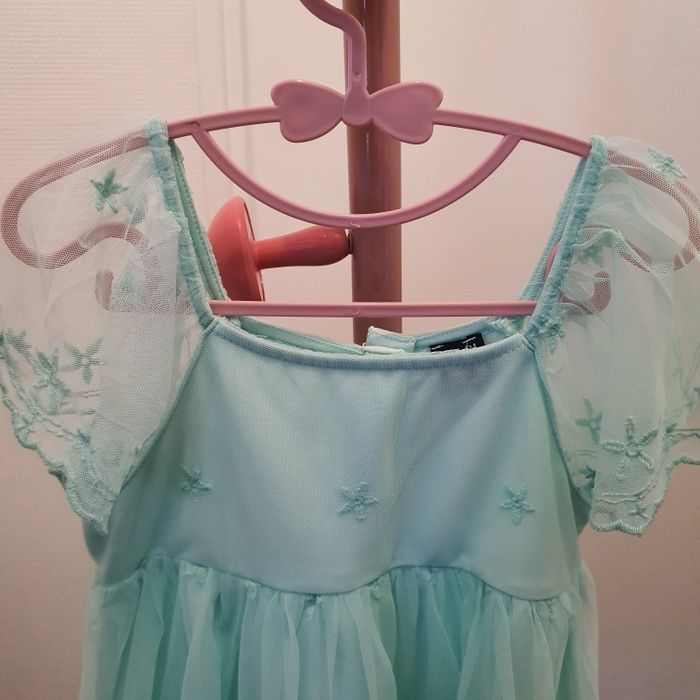 Robe en tulle brodée 6 ans - photo numéro 2