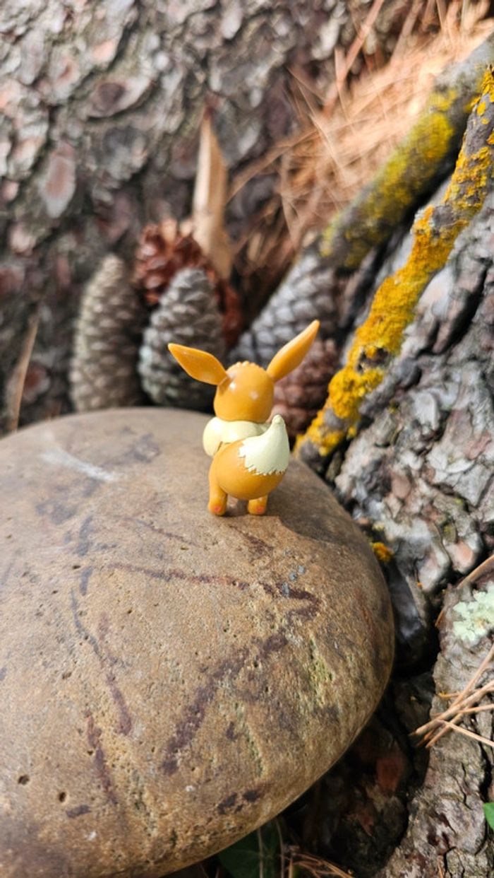 Super figurine Pokemon Nintendo Évoli - photo numéro 3