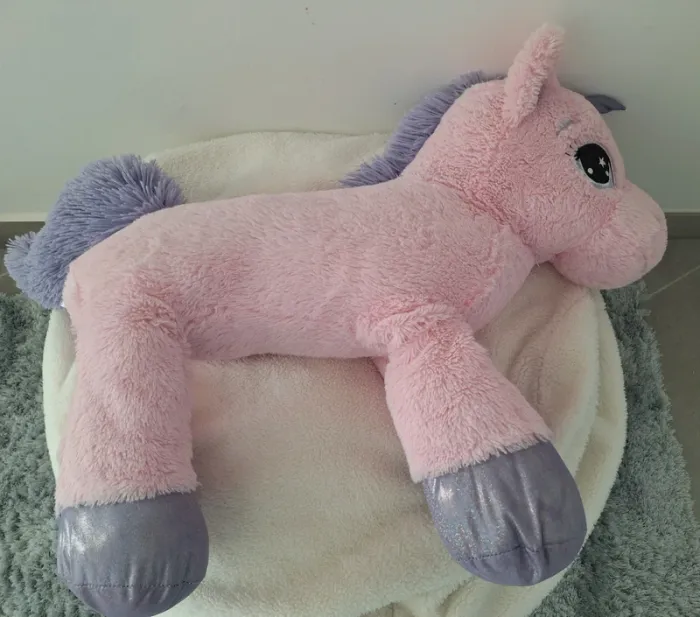 Grande peluche Licorne rose et mauve pailletée - photo numéro 2