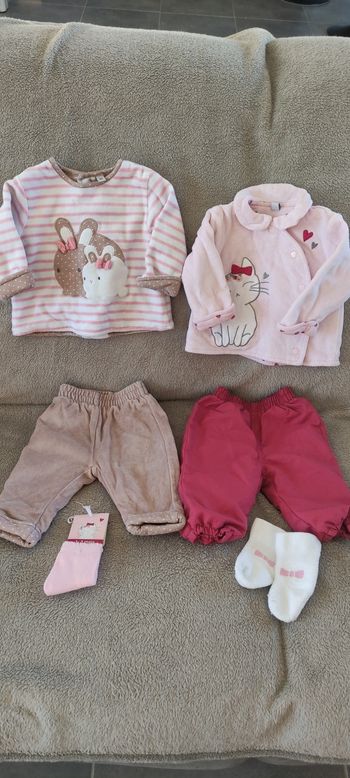 Lot 4 ensembles fille 3 mois