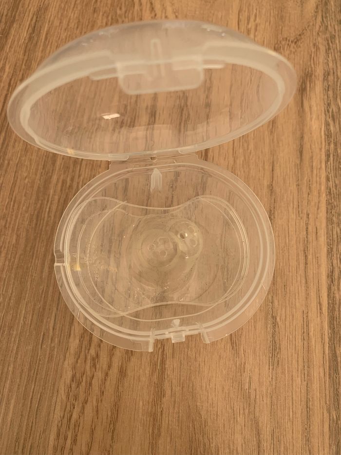 Bouts de seins - photo numéro 2