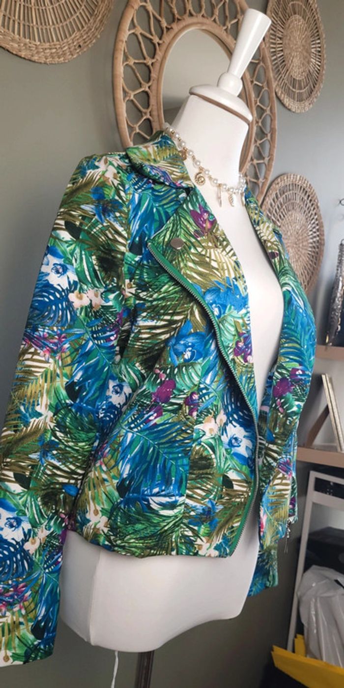 Magnifique veste blazer légère Bershka Taille M - photo numéro 3