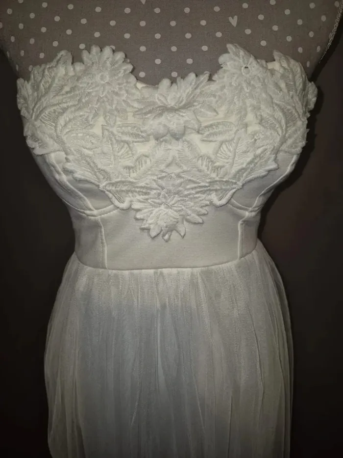 Robe bustier dentelle - photo numéro 2