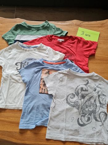 Lot 5 t-shirts 3 ans kiabi