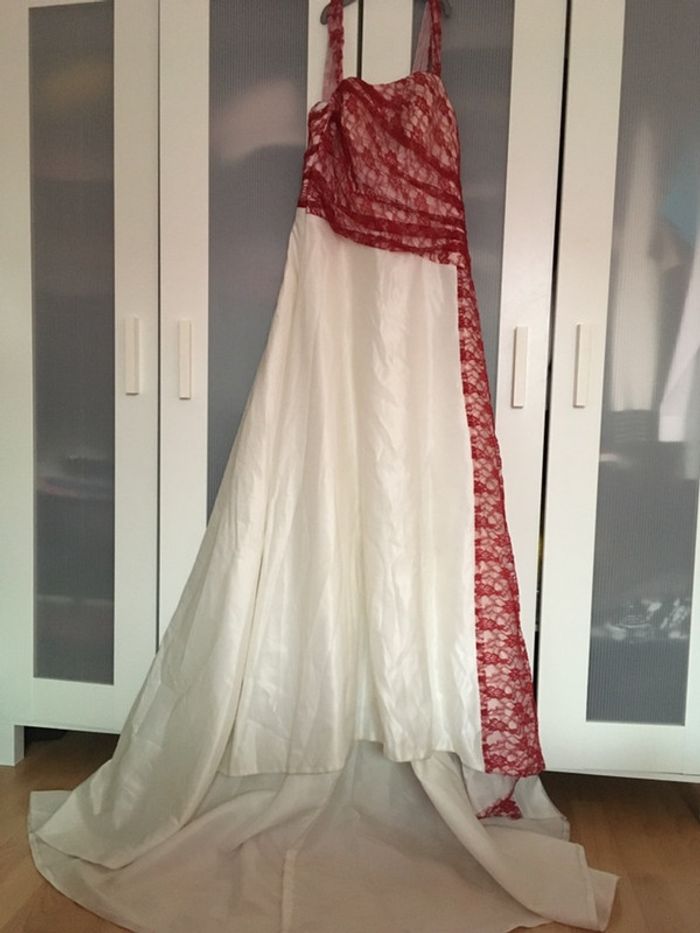 Robe de mariée - photo numéro 2