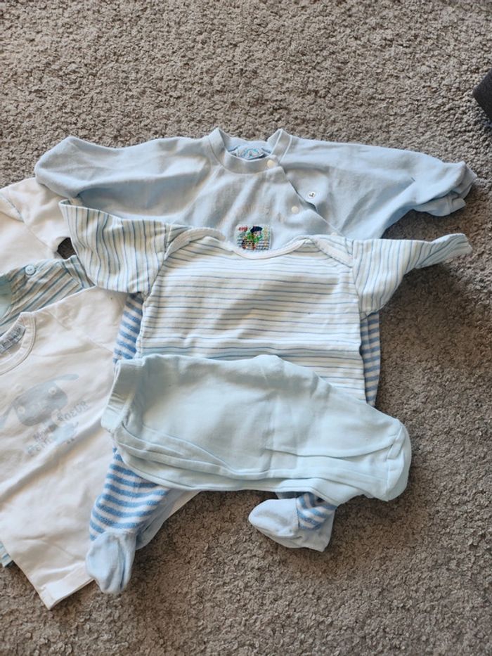 Lot de vêtements garçon 👦 Taille 6 mois - photo numéro 5